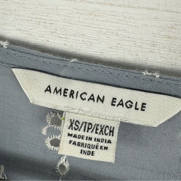 American Eagle Eyelet Embroidered Peasant Blouse Blue White XS Cropped - Picture 11 of 14